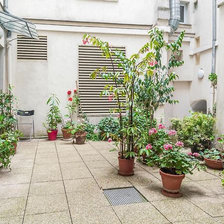 Apart Merryland Paris Chatelet Exterior foto