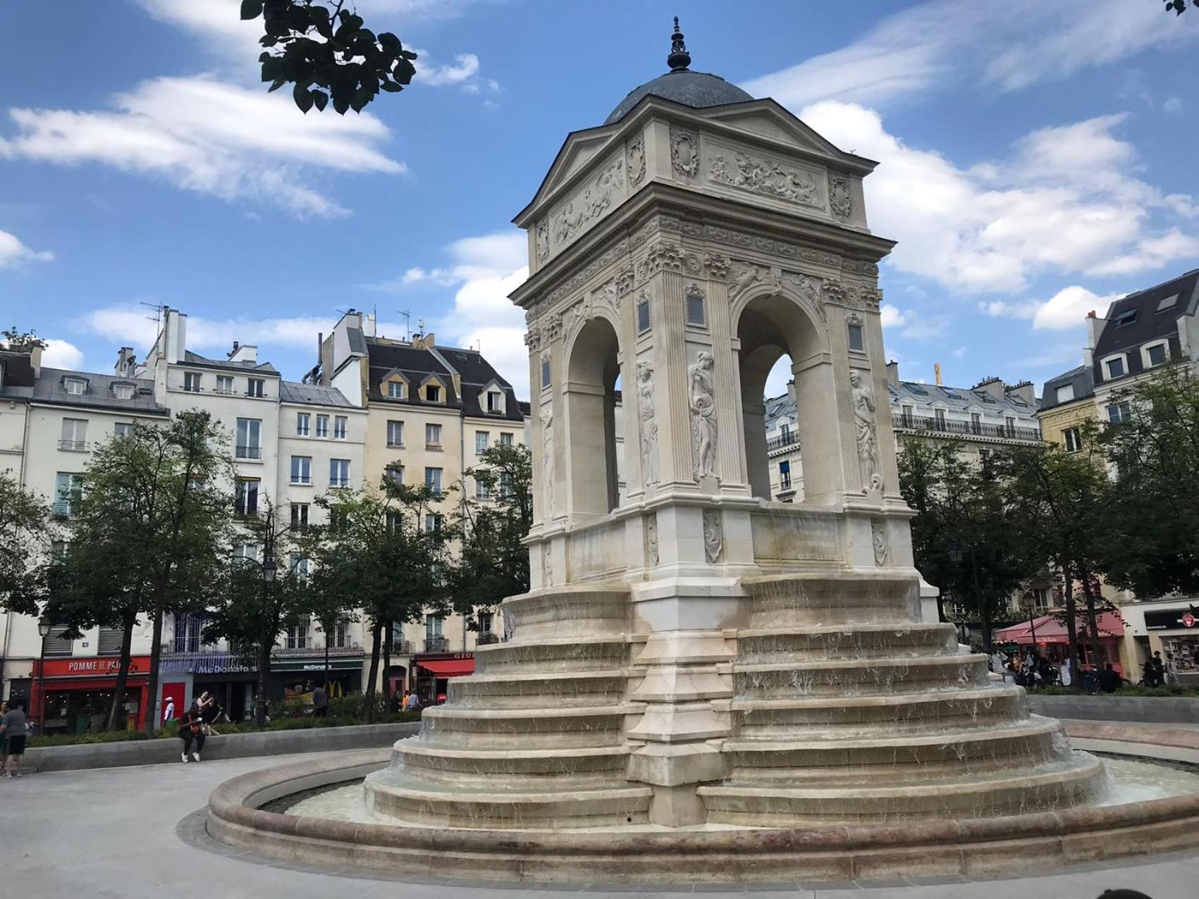 Apart Merryland Paris Chatelet Exterior foto